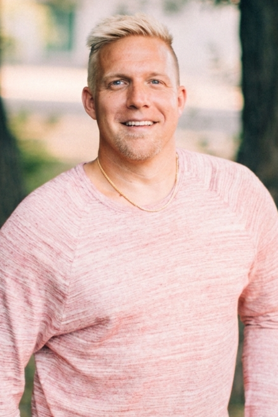 This Paralympian overcame a 14, 400 volts accident and is on his way t