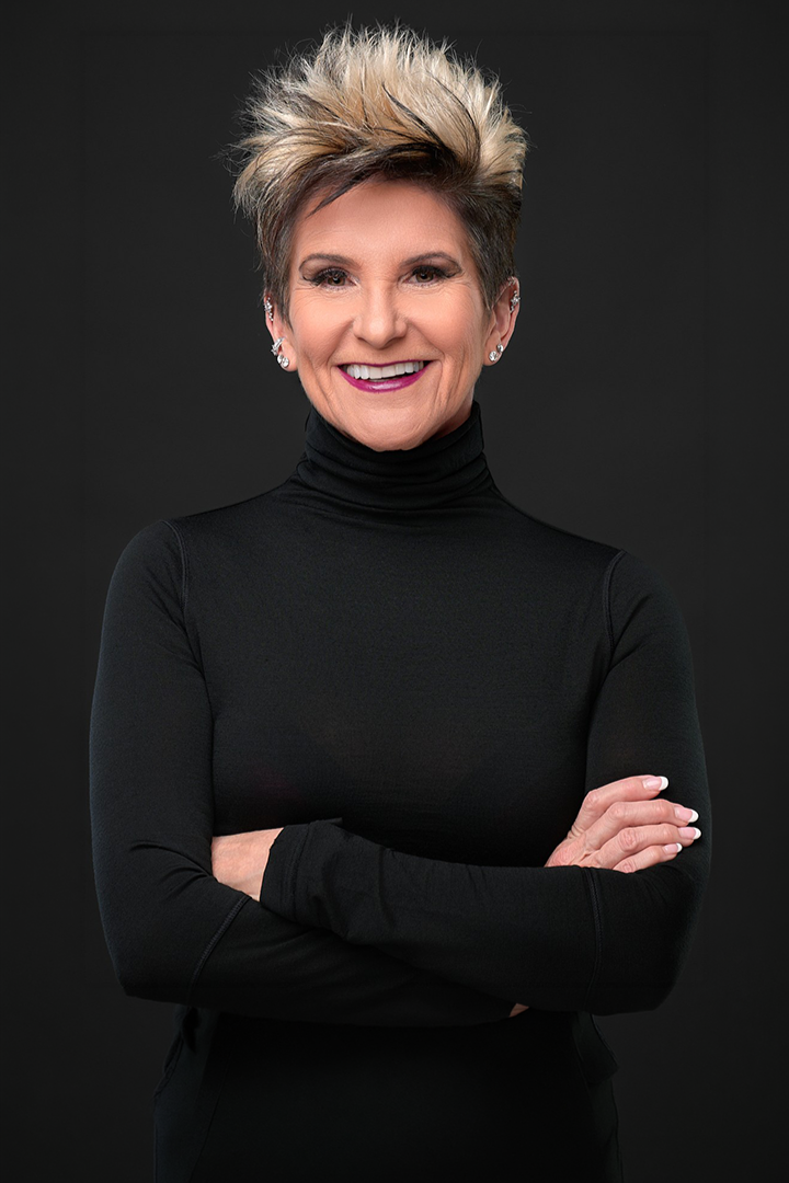 Deri Latimer | Keynote Speaker | Speakers Bureau of Canada