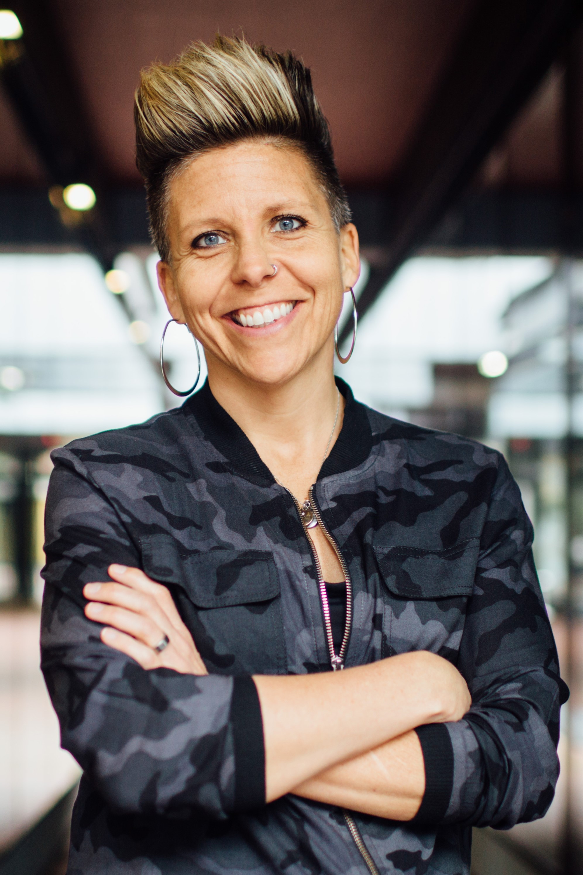 Isabelle Mercier - In Action!