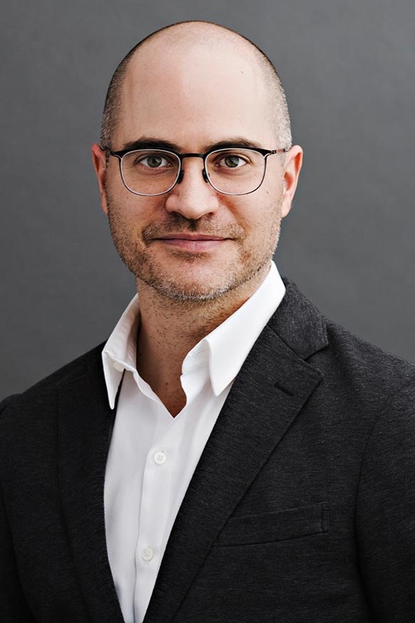 Why e-learning is killing education | Aaron Barth | TEDxKitchenerED