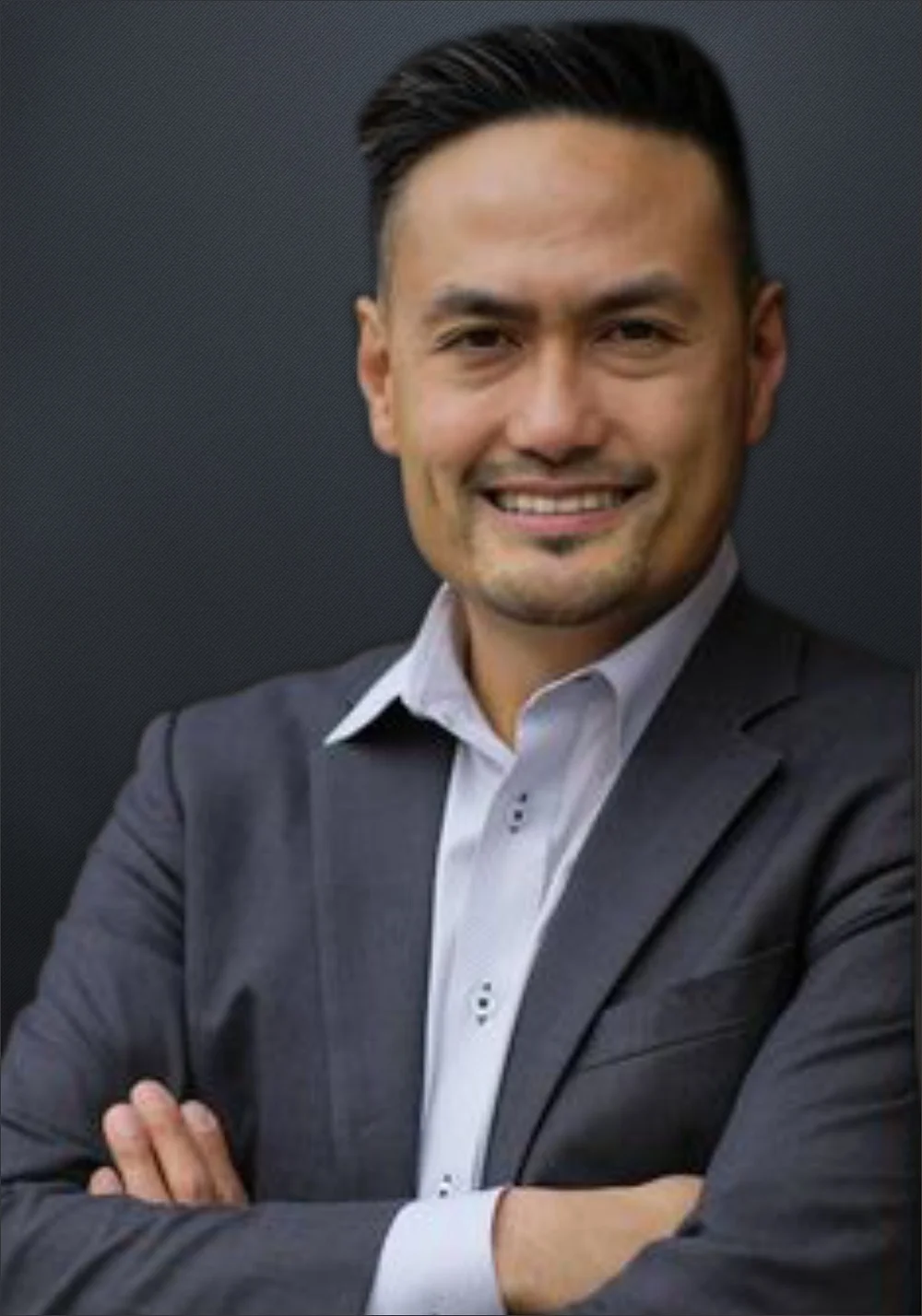 Vincent Fung - Debian Information Technology Inc.