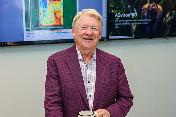 Pushing Boundaries in Agriculture | Rob Saik | Tedxreddeer