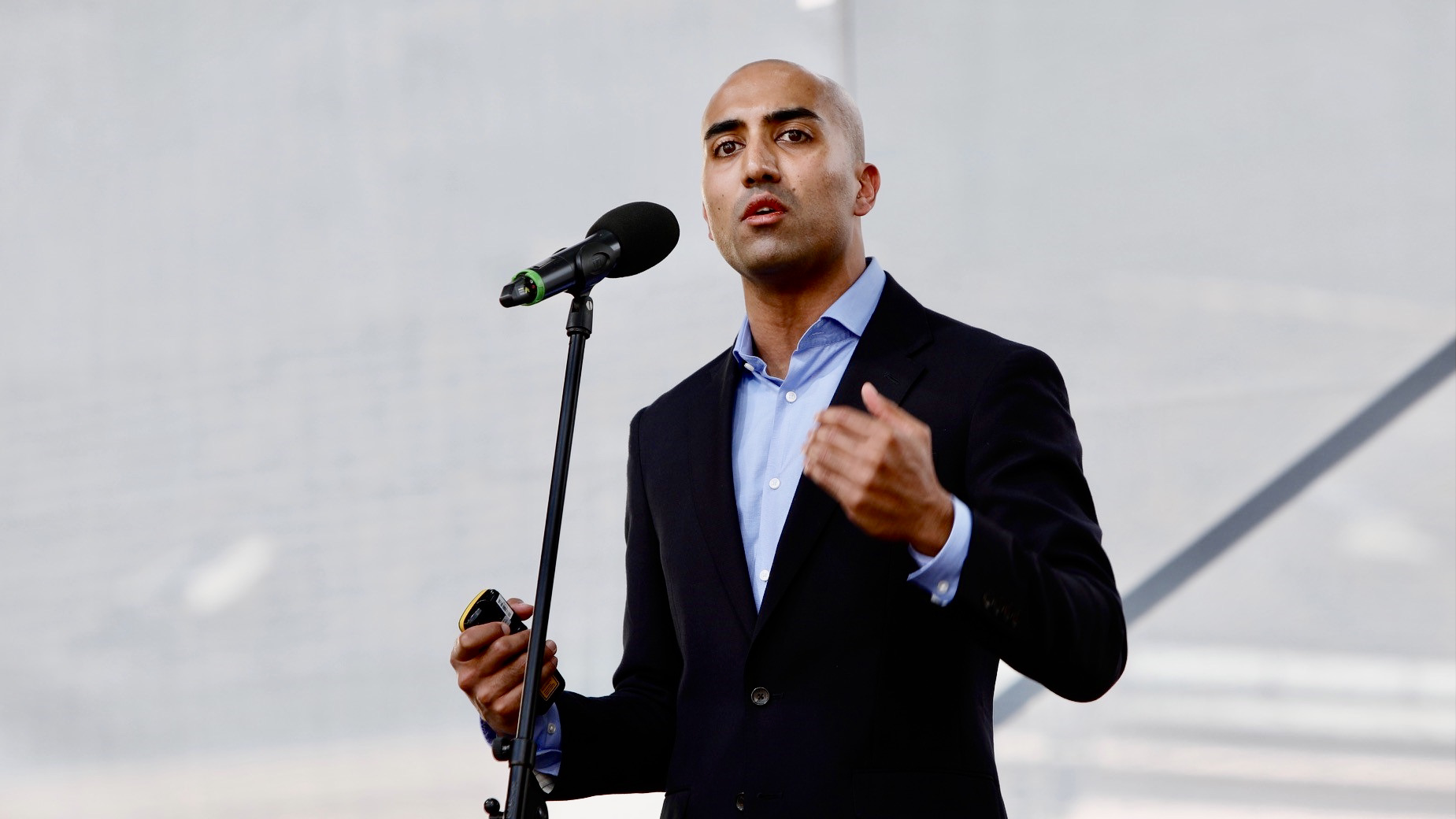 Abishur Prakash | Keynote Speaker | Speakers Bureau of Canada