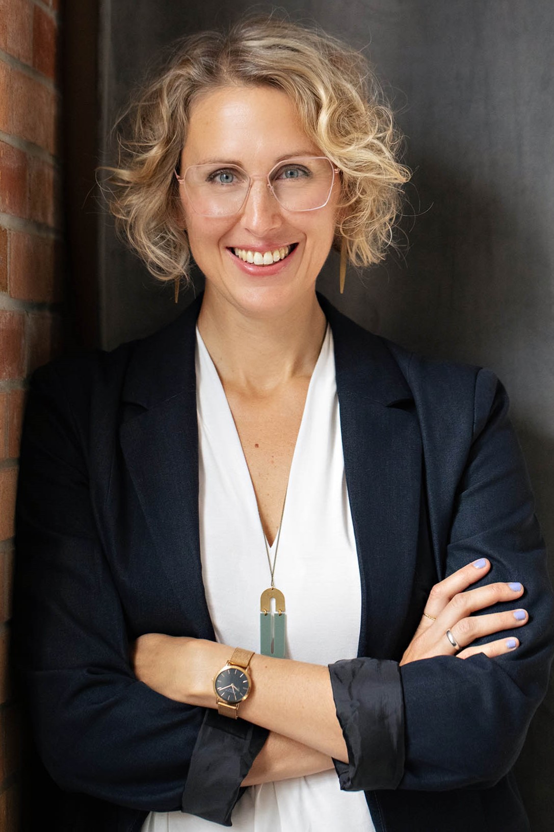 Dr. Deena Kara Shaffer | Keynote Speaker | Speakers Bureau of Canada